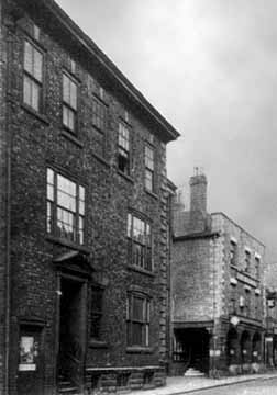 old folloit house