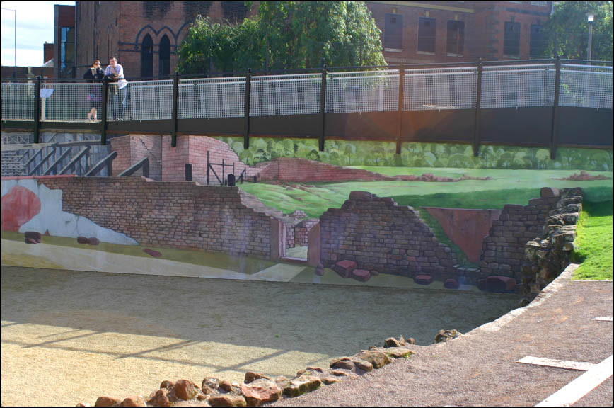 mural at amphitheatre