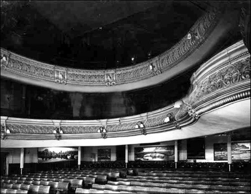 royalty interior 1943