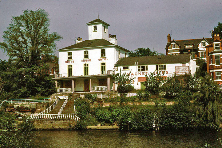 white house in colour