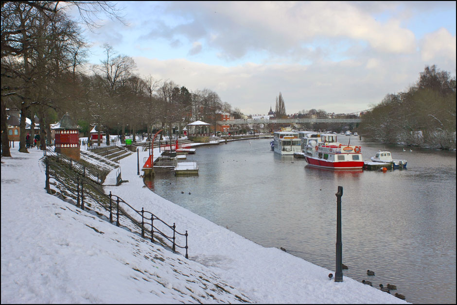 the river dee and groves