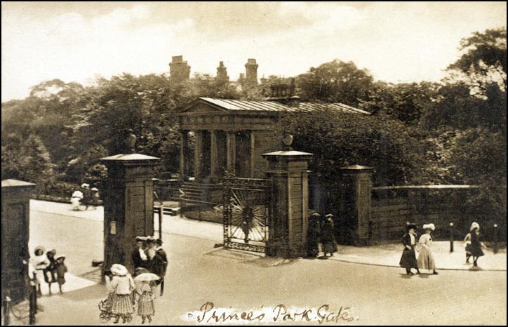 princes park gates