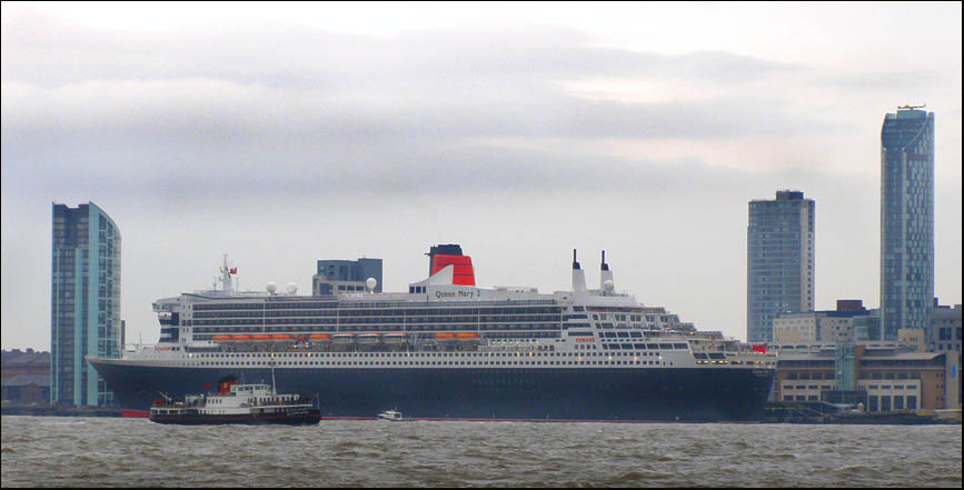 queen mary 2