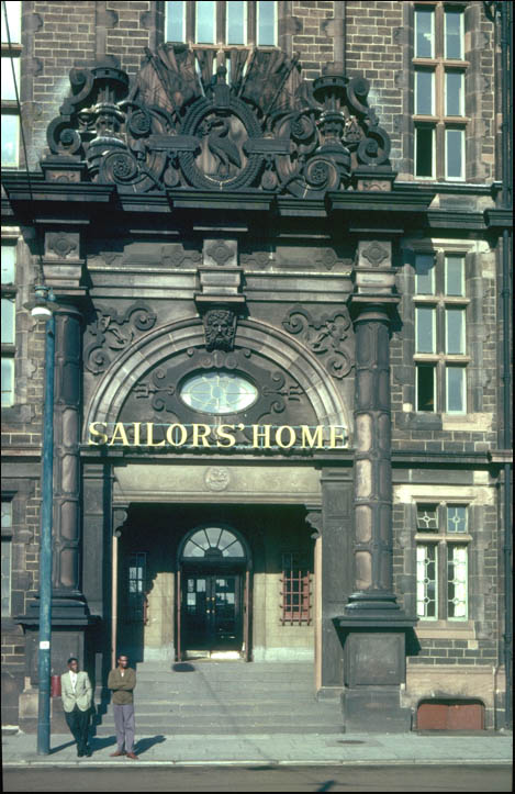 colour photo of Sailors Home